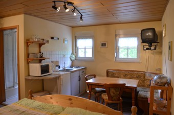 Appartement Aika Kochnische mit Sitzecke